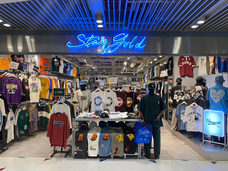 STAY GOLD HEP店の店舗